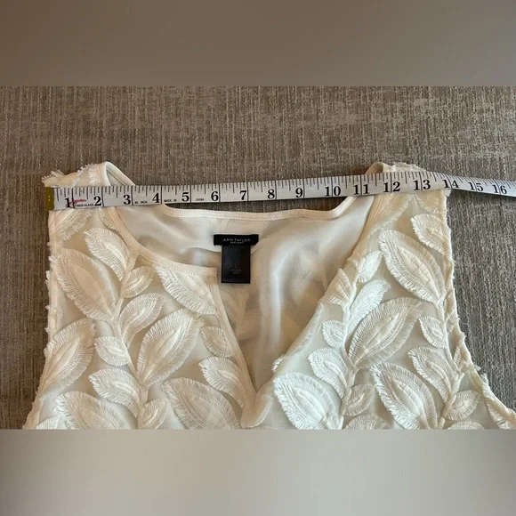 Ann Taylor Cream Textured Sleeveless Top - Picture 8 of 9